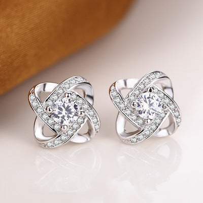 Hypoallergenic Ear Studs – Lightweight, Comfortable Women’s Jewelry